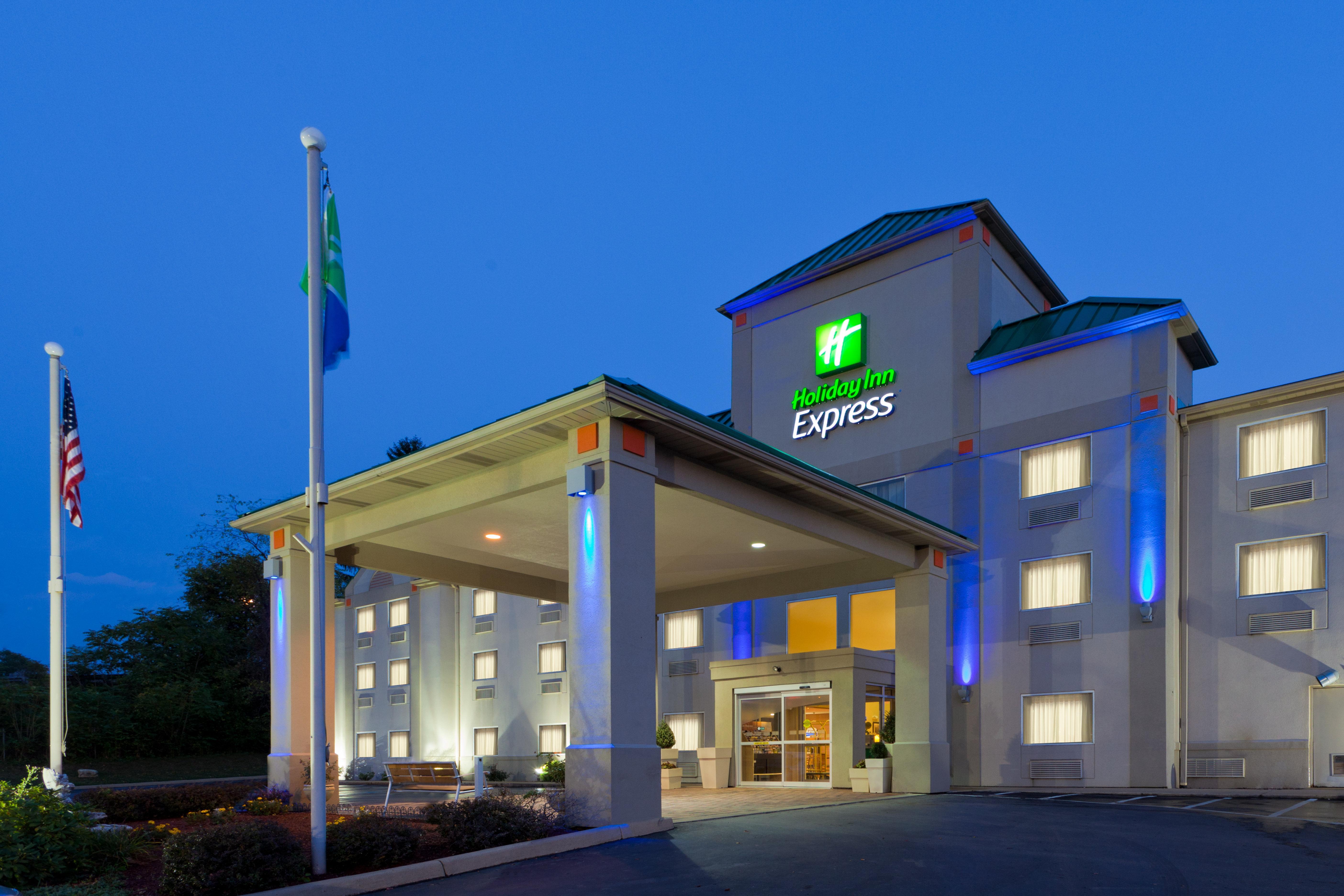 Holiday Inn Express Irwin Pa Tpk Exit 67 By Ihg Eksteriør bilde